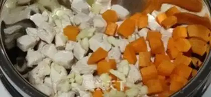 Make Pumpkin steam chicken step 5