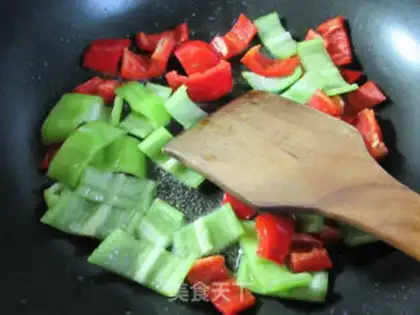 Make Cream pepper fried tofu step 2