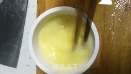 Make Home-based steamed eggs step 1
