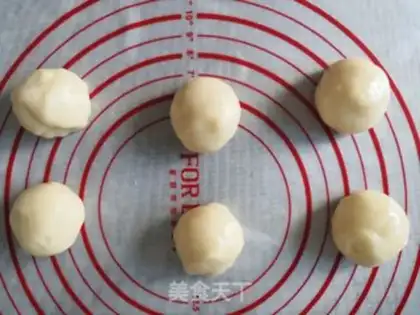 Make Coca-bread with moss step 6