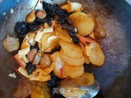 Make Spicy pot step 6