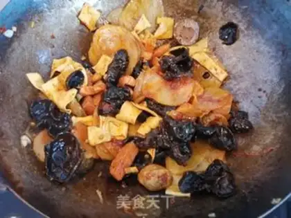 Make Spicy pot step 8