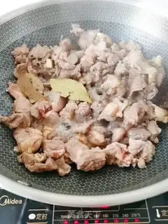 Make Tomato oxen step 4