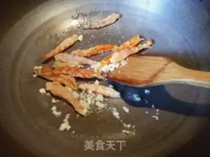 Make Shrimp dry-cooked smelt step 5