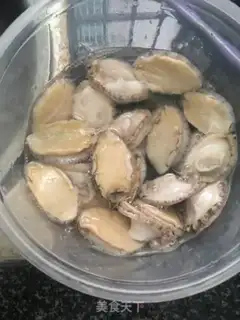 Make Chicken abalone stew, cucumber step 1