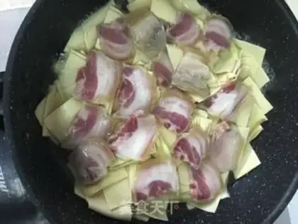 Make A thousand pieces of salted meat step 2