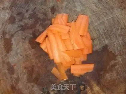 Make Pelican oil and carrots step 1