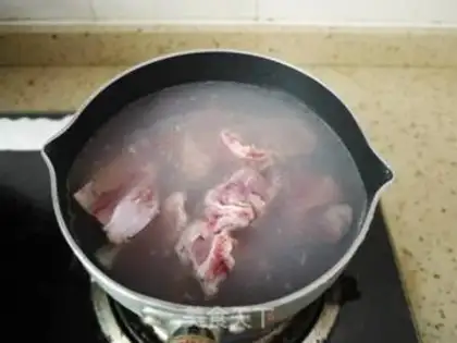 Make Pork soup step 0