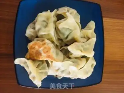 Make Pork dumplings step 18