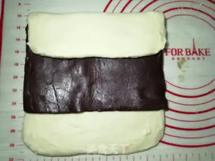 Make Flower bean bread step 4