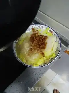 Make Garlic fan dolls step 8