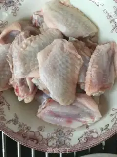 Make Chicken wings and beans step 0