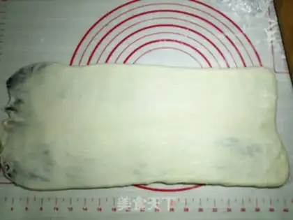 Make Flower bean bread step 6
