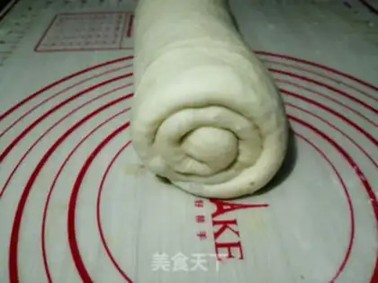Make Flower bean bread step 7