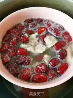 Make Red dates and pears step 4