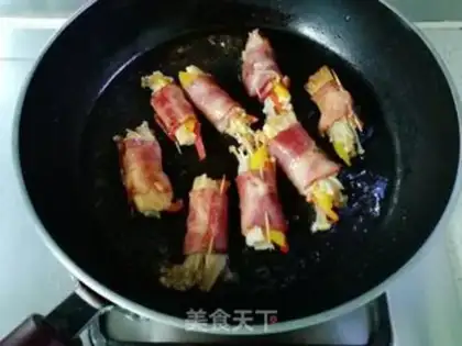 Make Pelican peppers, puffs, bacon rolls step 5