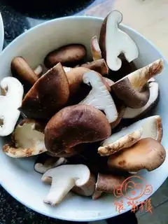 Make Dry fried mushrooms step 4