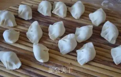 Make Carrot shrimp and pork dumplings step 6