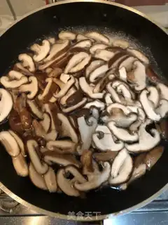 Make Pork mushroom buns step 3