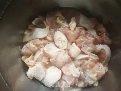 Make Cricket chicken leg step 0