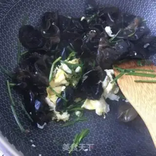 Make Cream-mucked eggs step 12