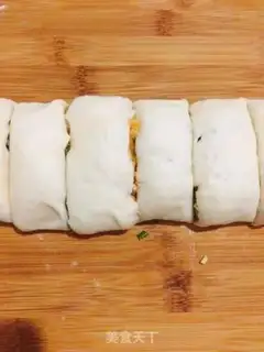 Make Meat pine rolls step 5