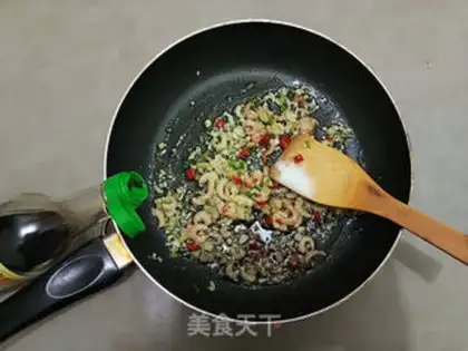 Make The seameat fan steams doll food step 7