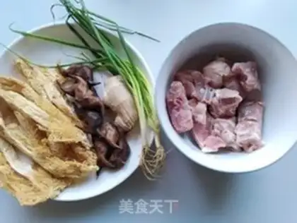 Make Scrambled broth step 0