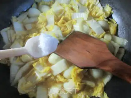 Make The curry egg doll step 6