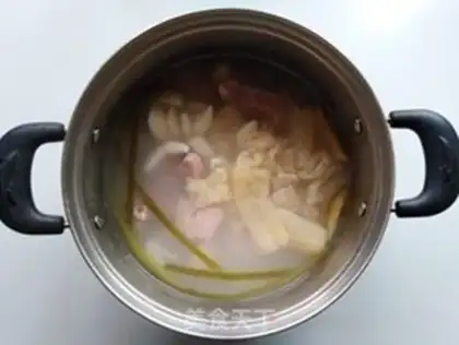 Make Scrambled broth step 6