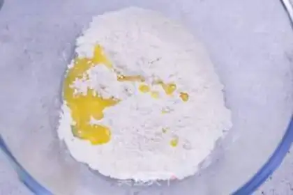 Make Net-red omelet step 1