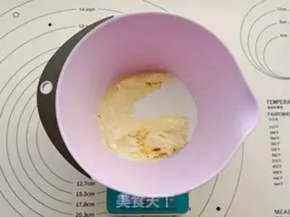 Make Coconut ball step 4
