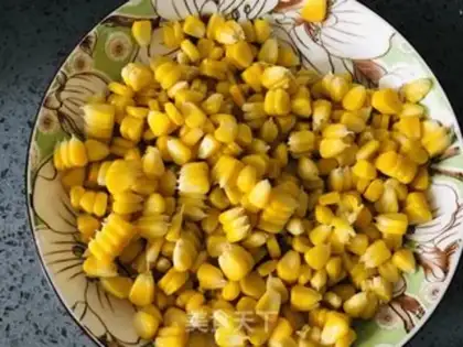 Make Homemade fragrance corn juice step 1