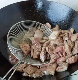 Make Fire the pig