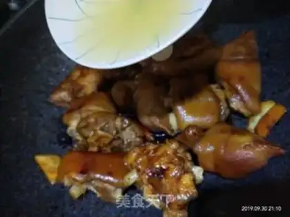Make Red pig hoof step 5