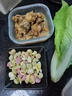 Make Red-cooked chicken gravy step 0