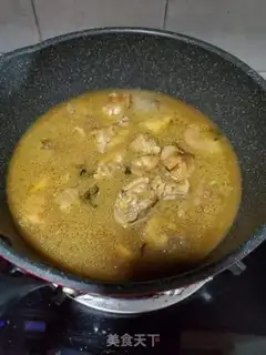 Make Red-cooked chicken gravy step 3