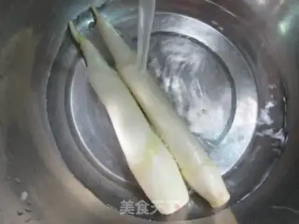 Make Pyramid tofu step 2