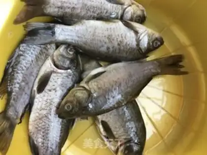 Make The radish fish soup step 2