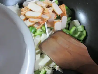 Make Pyramid tofu step 5
