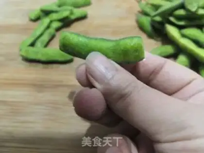 Make Spicy bean horns step 2