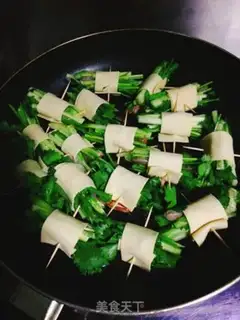 Make Hot tofu rolls step 3