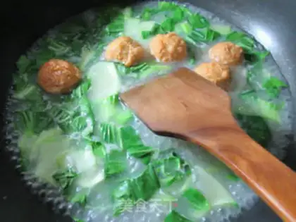Make Goldfish omelet soup step 3