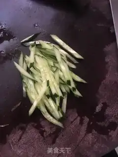 Make Carrot cucumber beef step 1