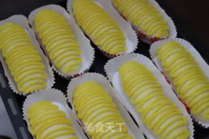 Make caterpillar bread step 10