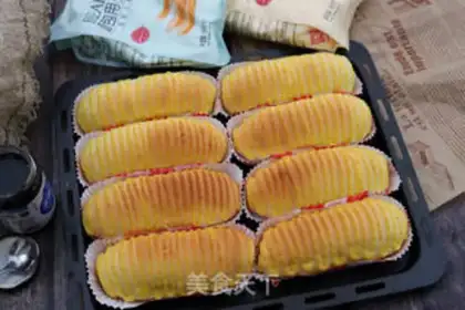 Make caterpillar bread step 12