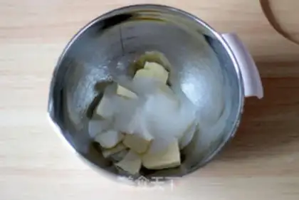 Make Pistachio soufflé step 1