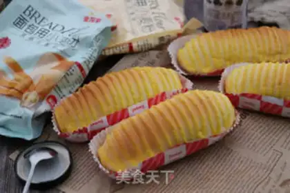 Make caterpillar bread step 14