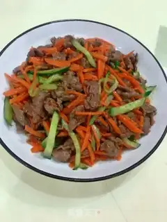 Make Carrot cucumber beef step 12
