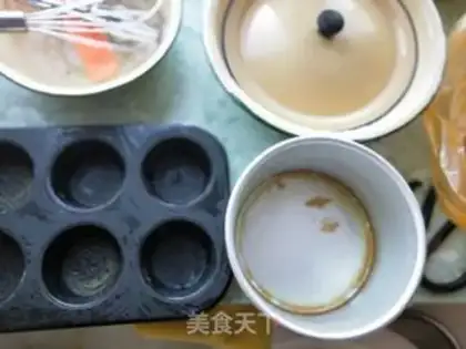 Make A really simple cake step 6